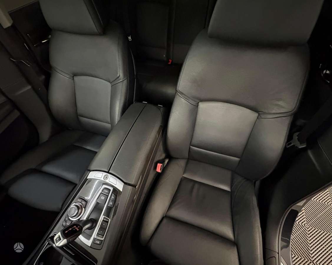 BMW 730, 3.0 l., Седан
