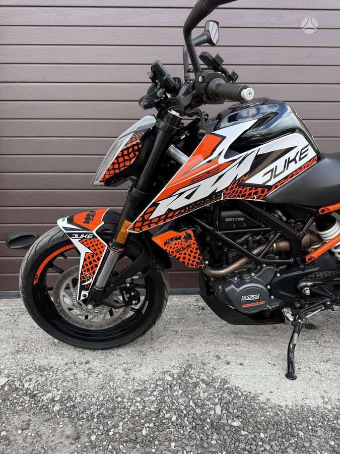 KTM Duke 125cc, street / classic