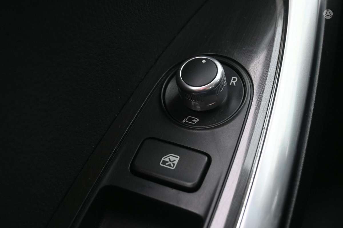 Mazda CX-5, 2.2 l., off-road / crossover
