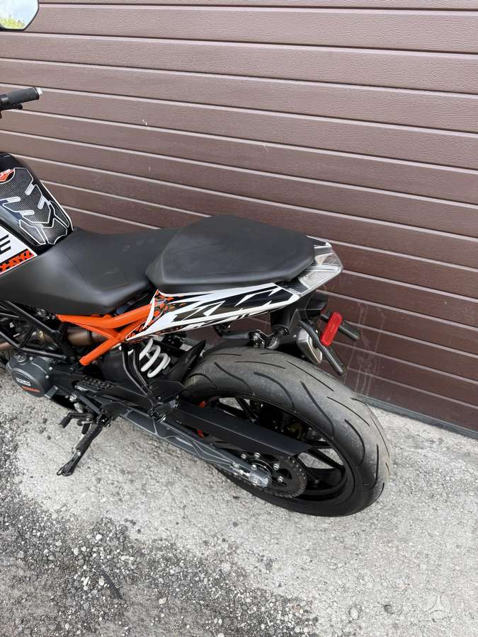 KTM Duke 125cc, street / classic