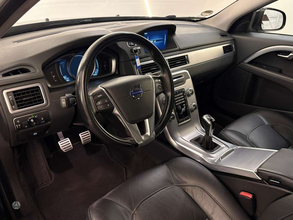 Volvo V70, 2.0 l., Универсал