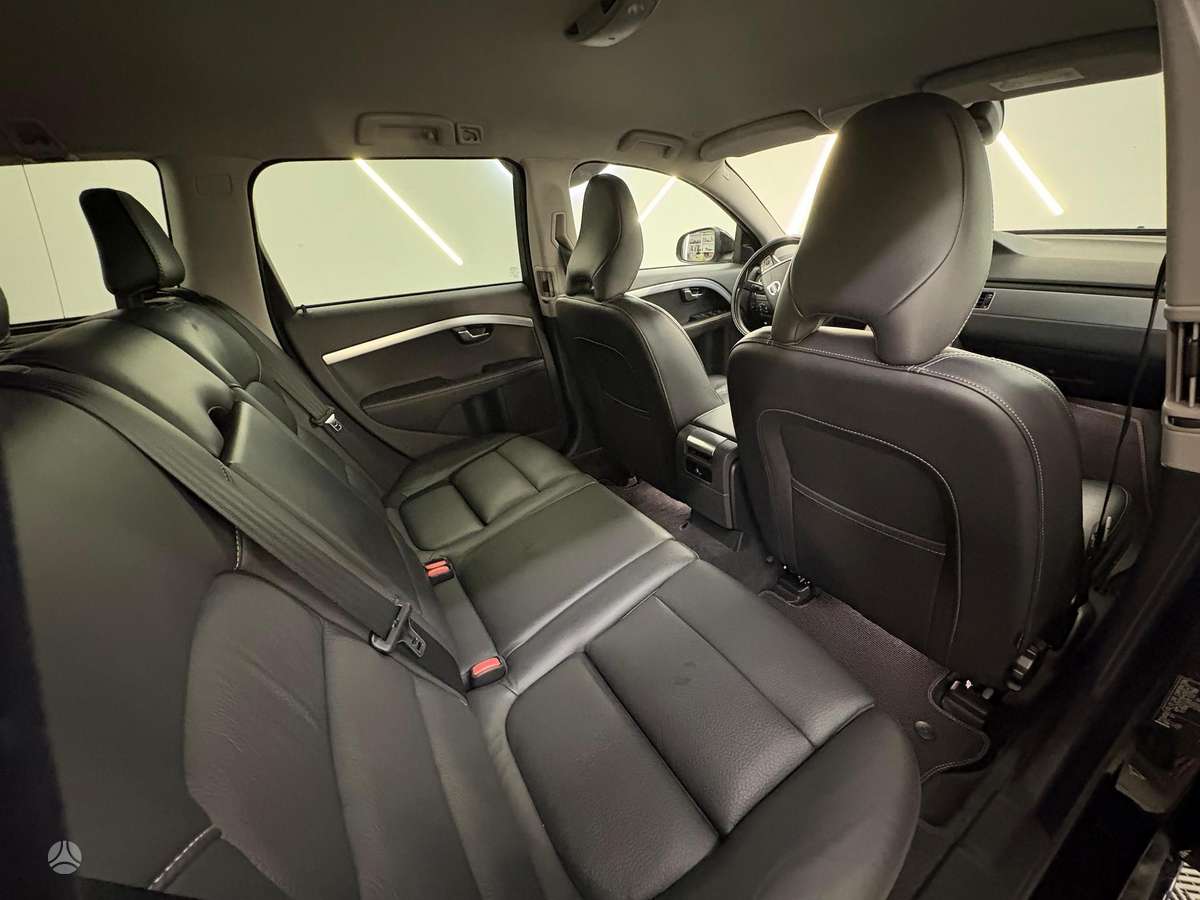 Volvo V70, 2.0 l., Универсал