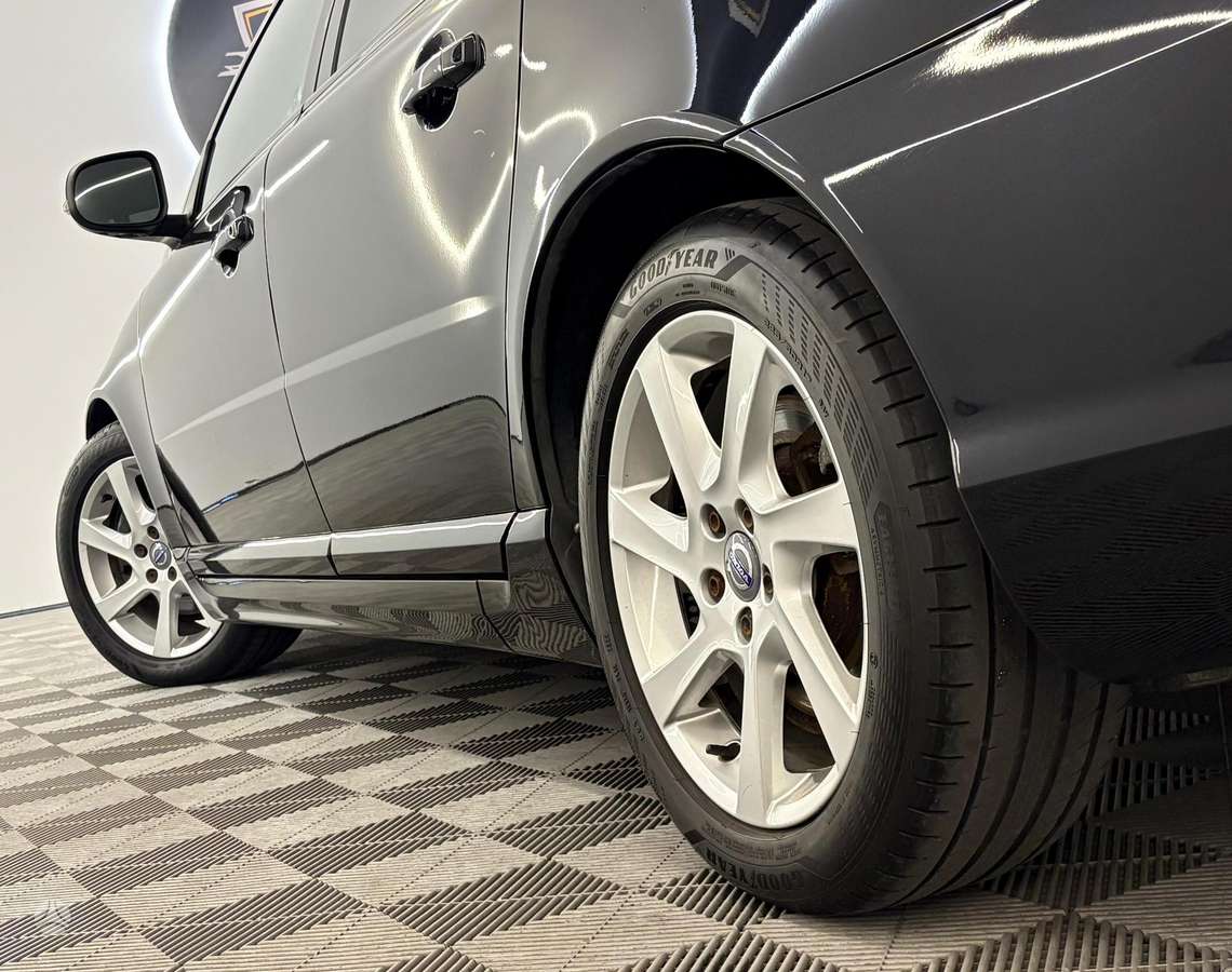 Volvo V70, 2.0 l., Универсал