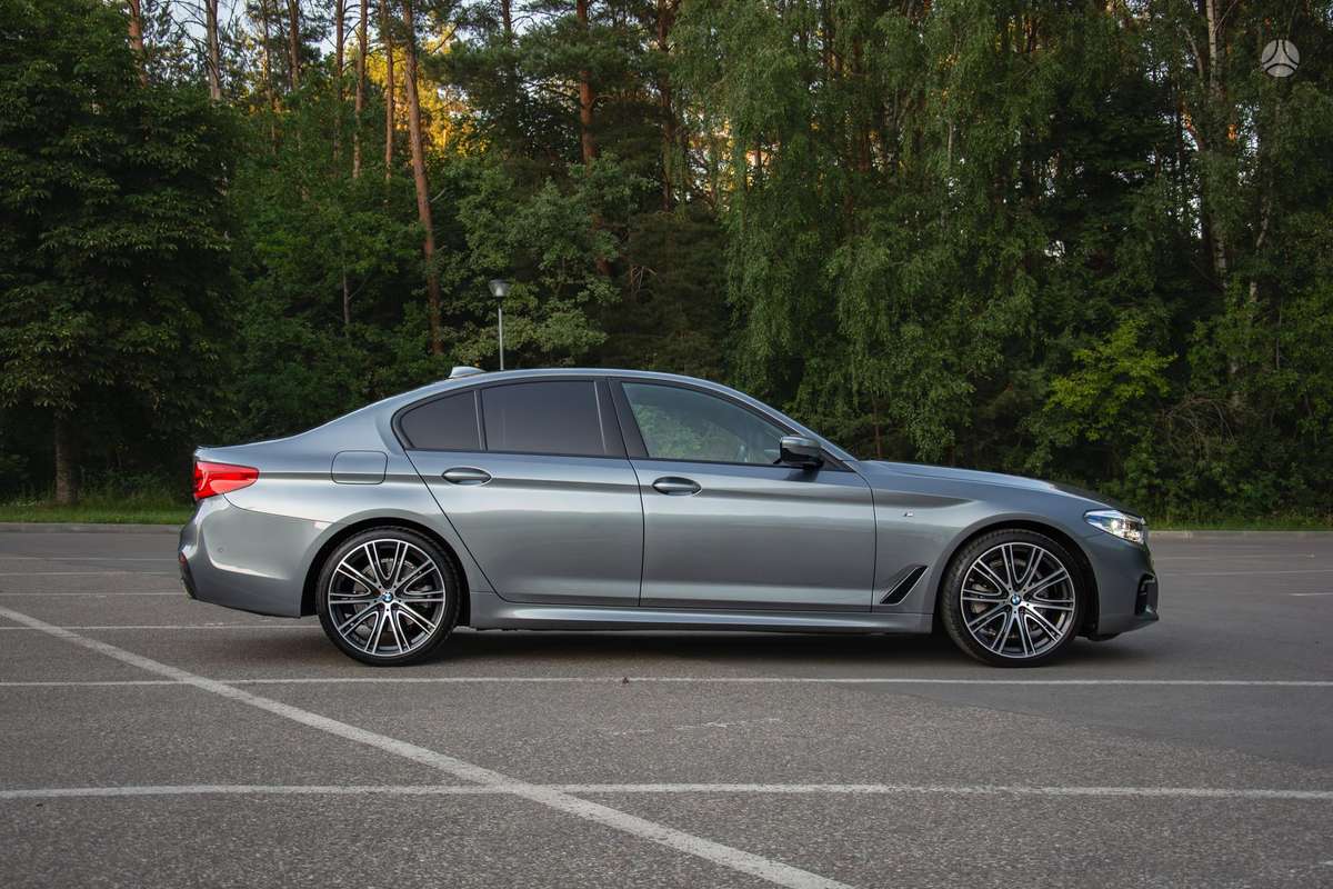 BMW 520, 2.0 l., Седан