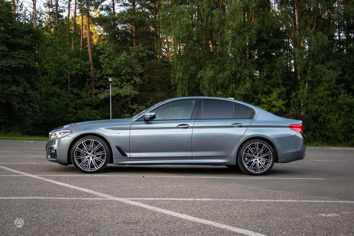 BMW 520, 2.0 l., Седан
