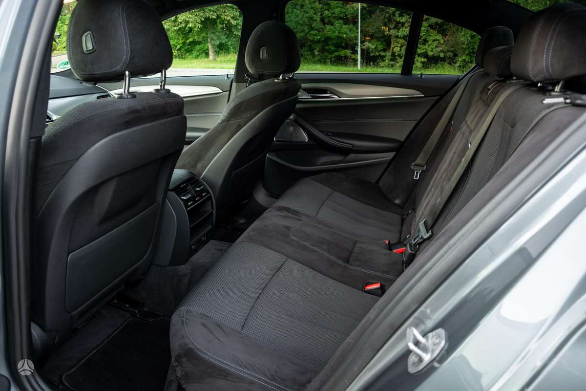 BMW 520, 2.0 l., Седан