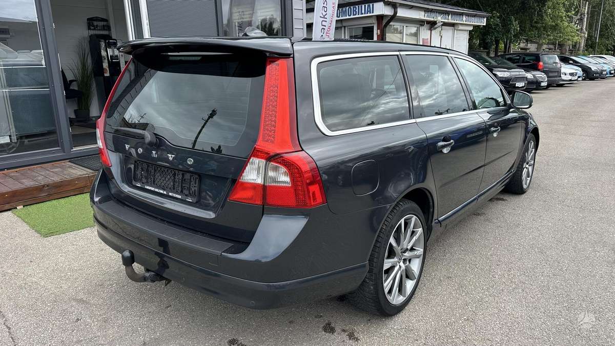 Volvo V70, 2.0 l., wagon