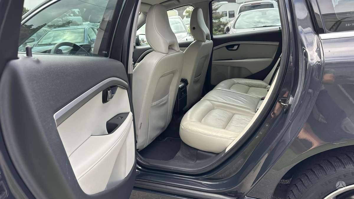 Volvo V70, 2.0 l., Универсал