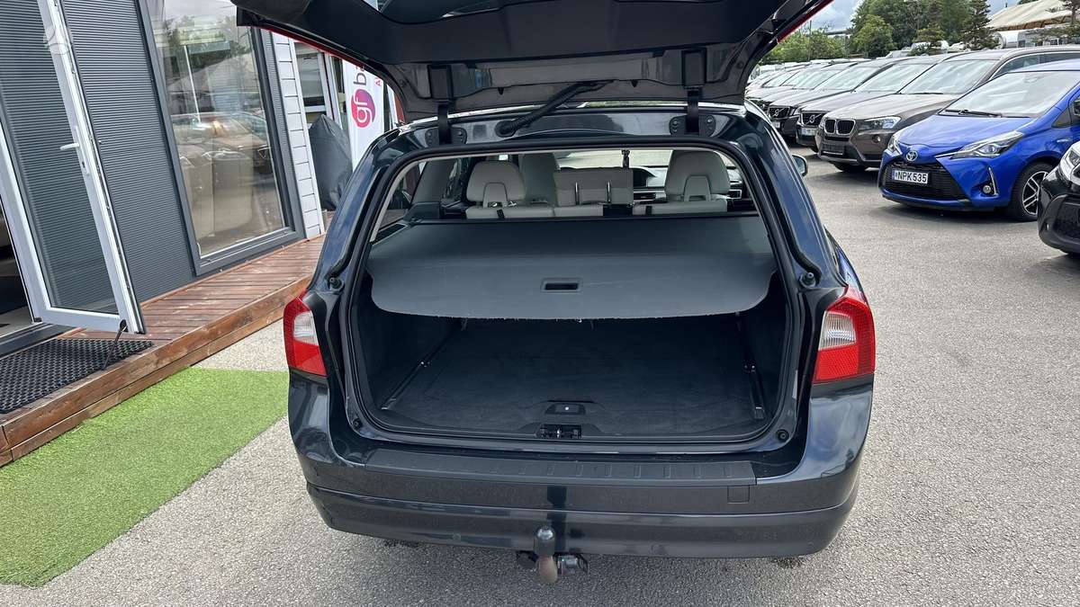 Volvo V70, 2.0 l., wagon