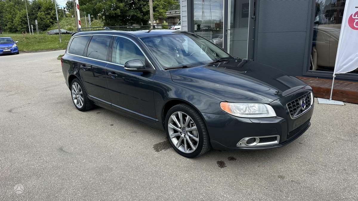 Volvo V70, 2.0 l., Универсал