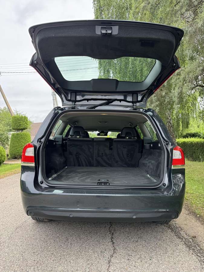 Volvo V70, 2.0 l., Универсал