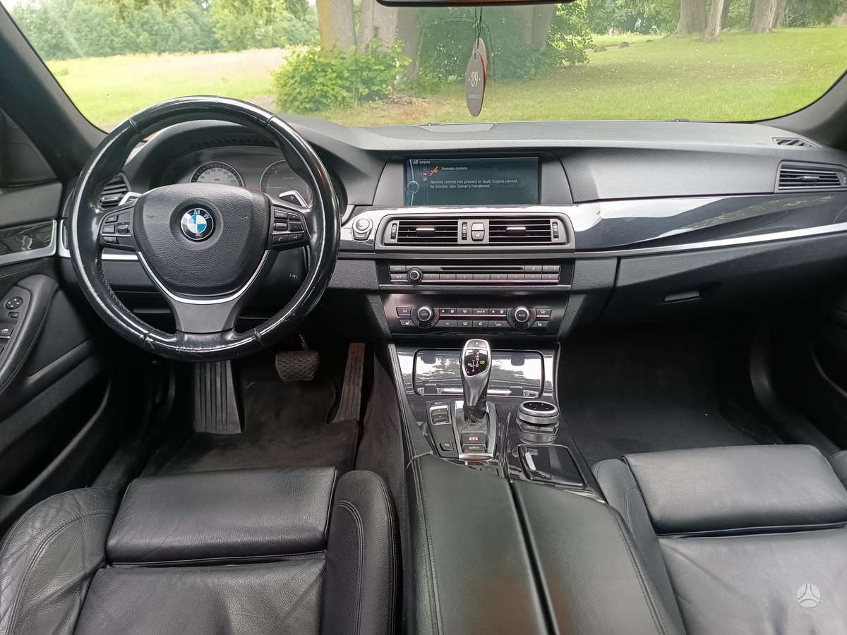 BMW 520, 2.0 l., Седан