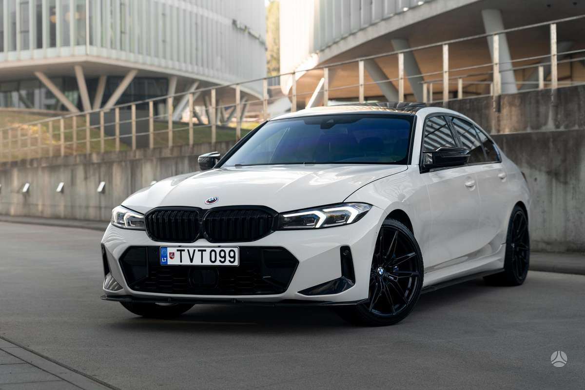BMW 330, 2.0 l., Седан