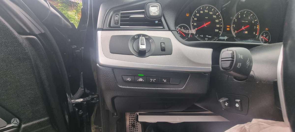 BMW M5, 4.4 l., Седан