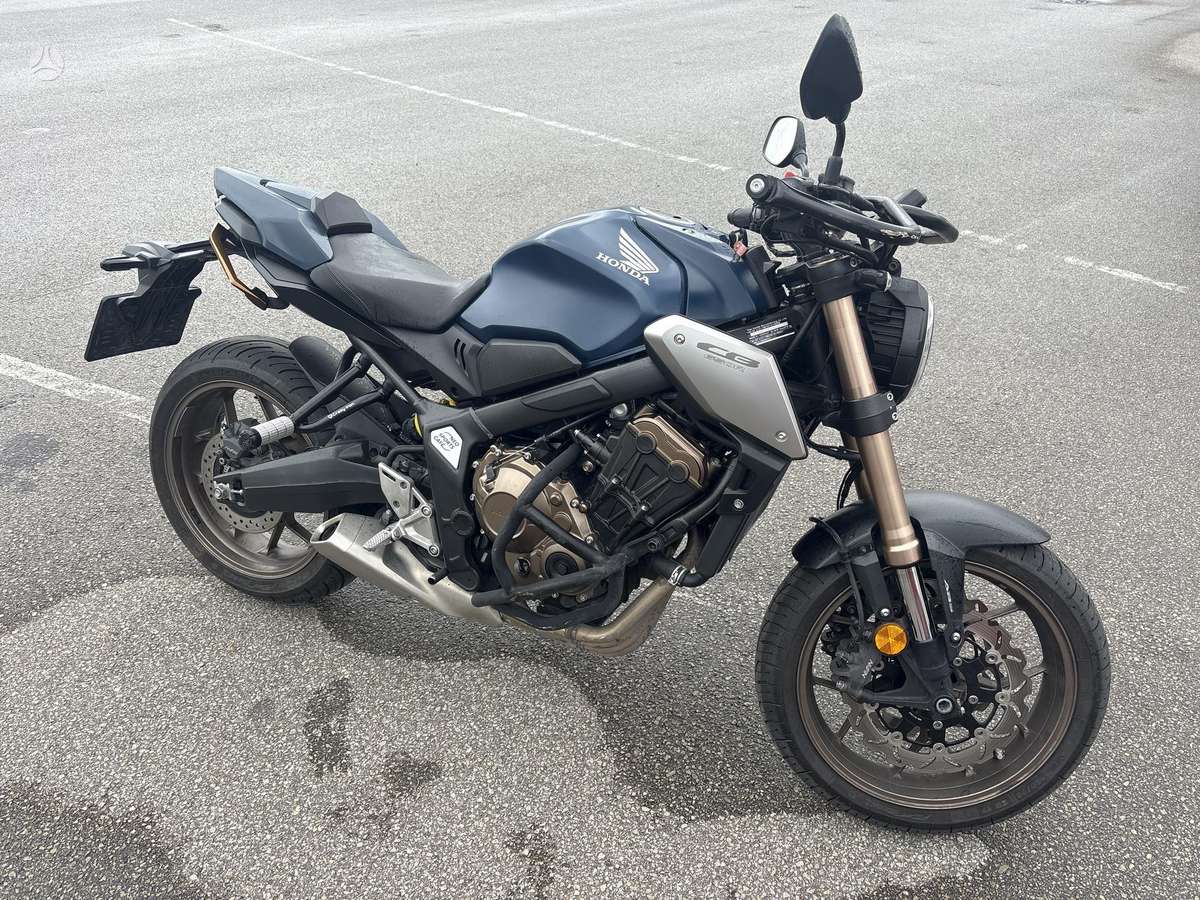 Honda CB 650cc, street / classic