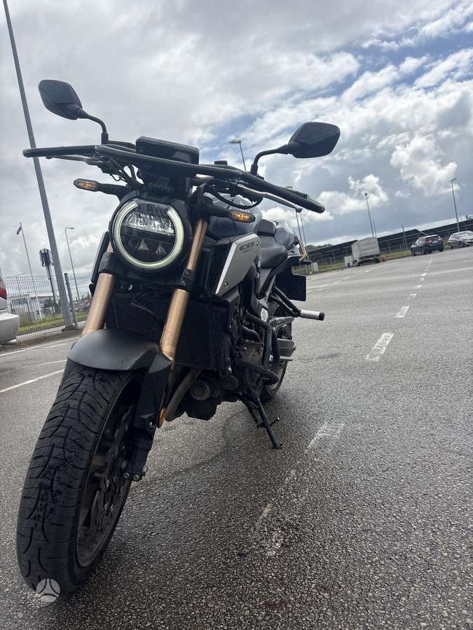 Honda CB 650cc, street / classic