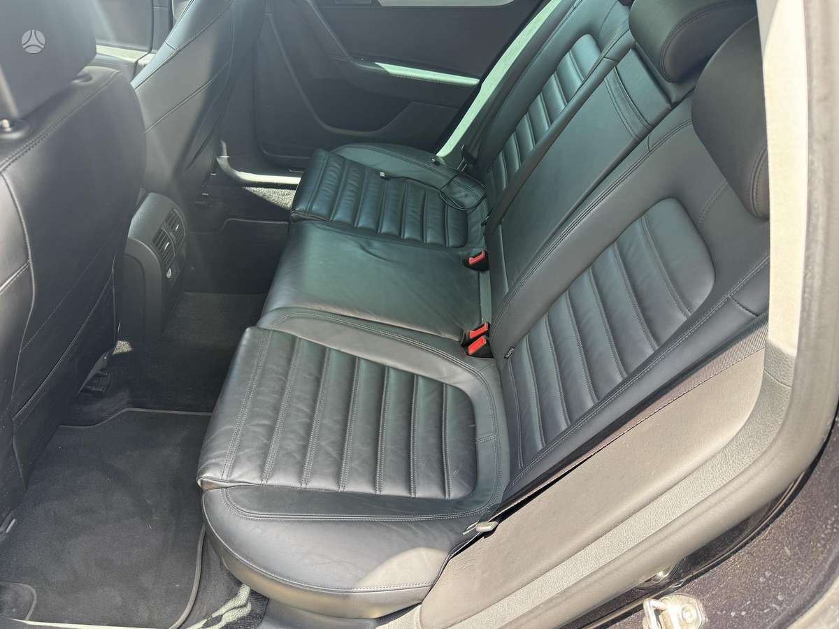 Volkswagen Passat Alltrack - 8