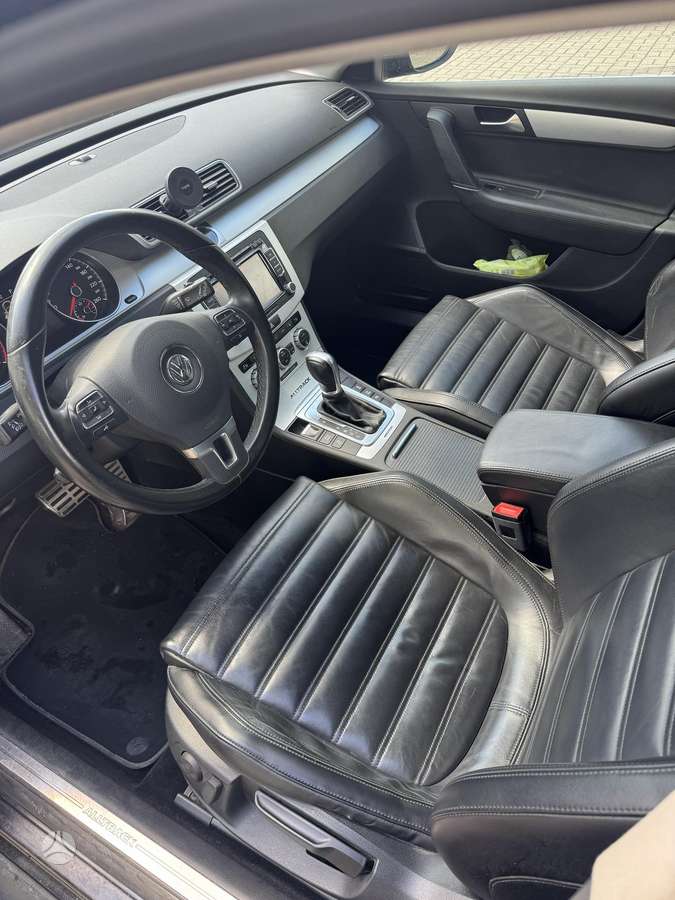 Volkswagen Passat Alltrack - 9