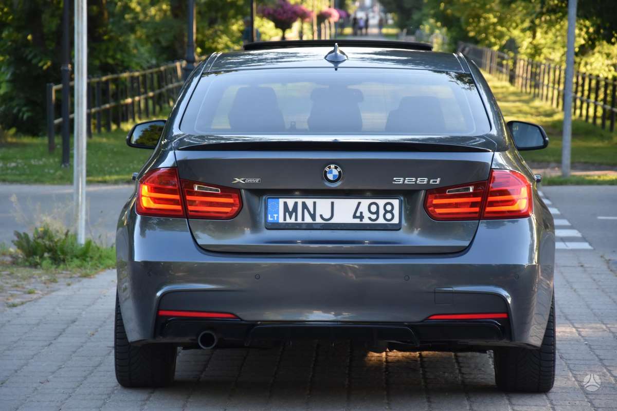 BMW 320, 2.0 l., Седан