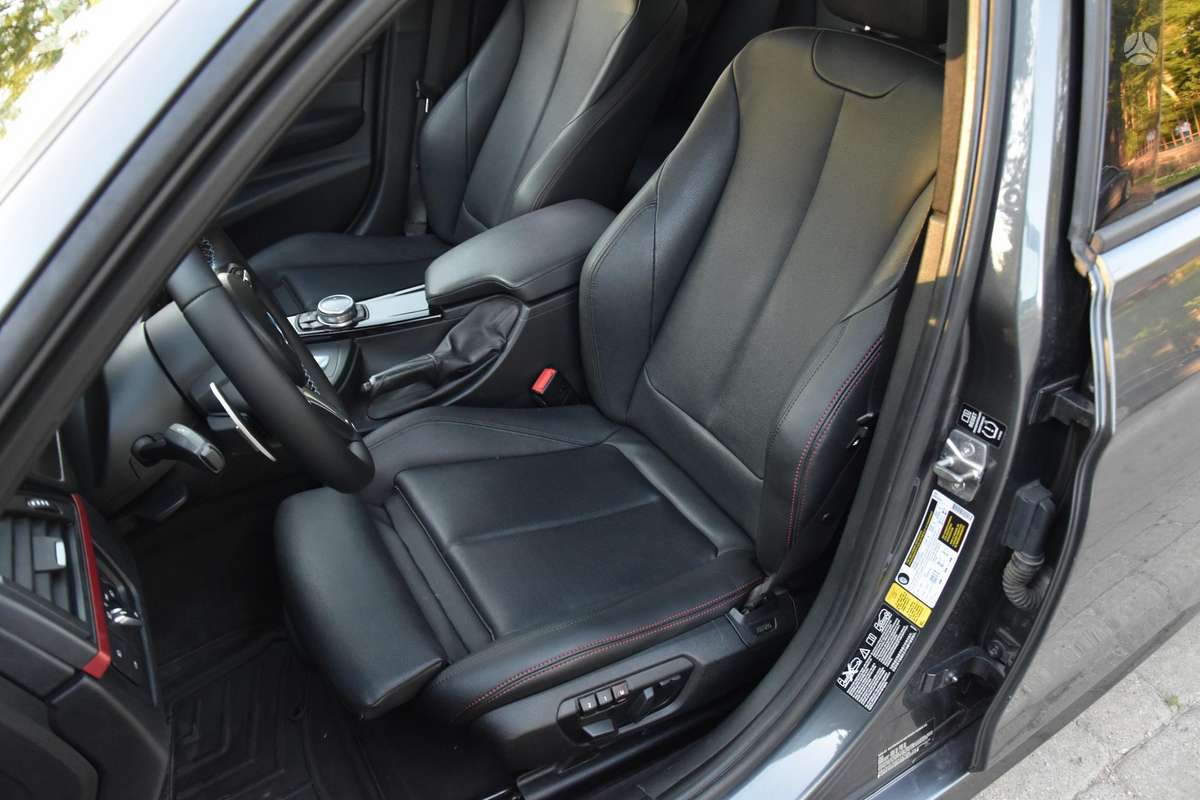 BMW 320, 2.0 l., Седан