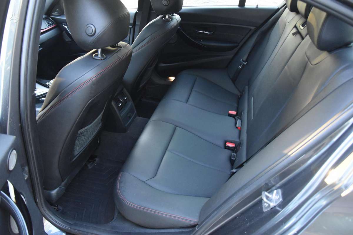 BMW 320, 2.0 l., Седан