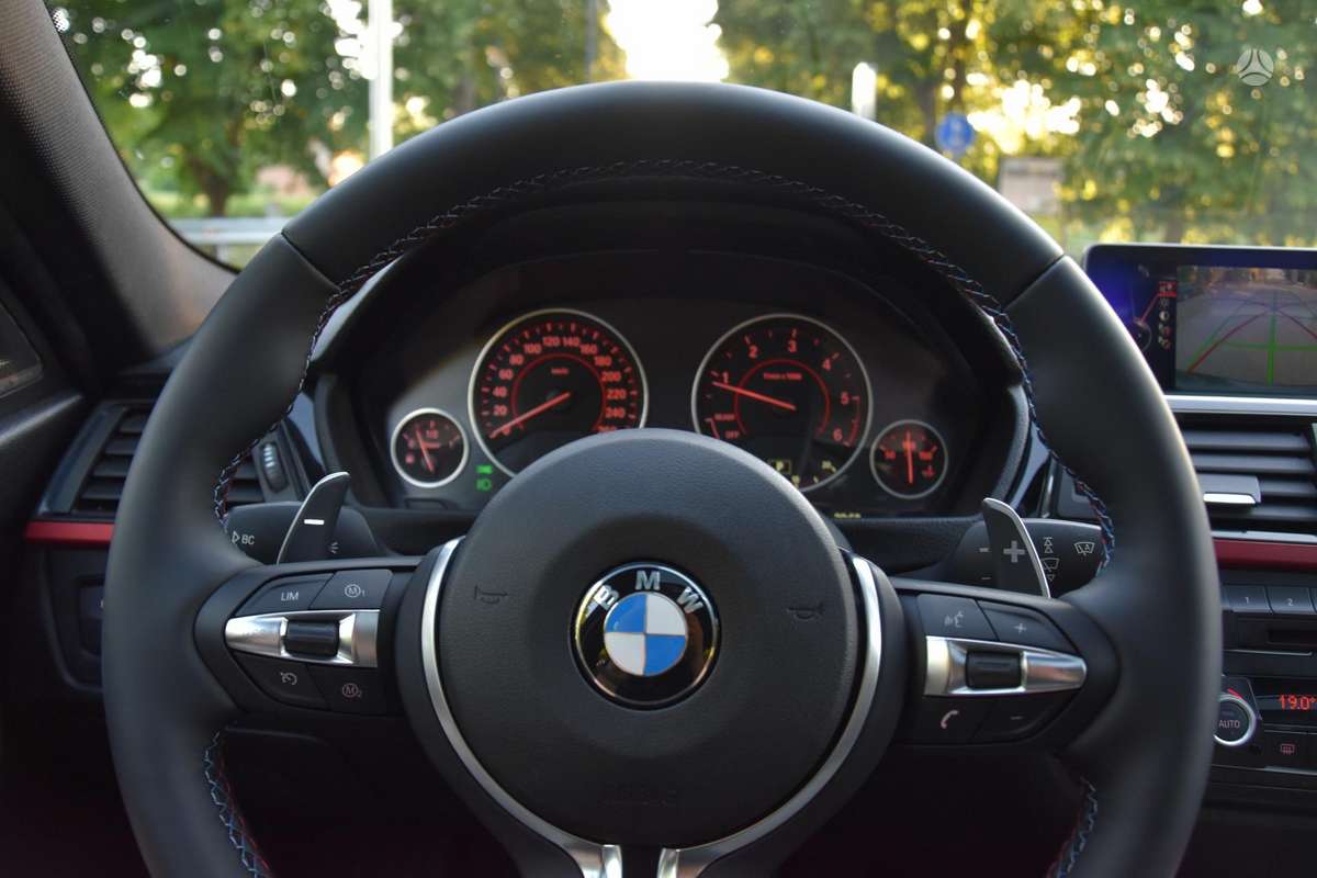 BMW 320, 2.0 l., Седан