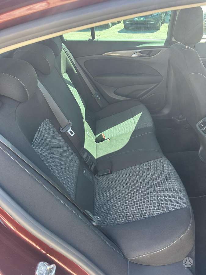 Opel Insignia, 1.6 l., hatchback