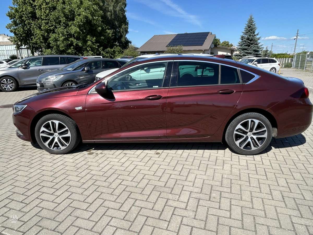 Opel Insignia, 1.6 l., hatchback