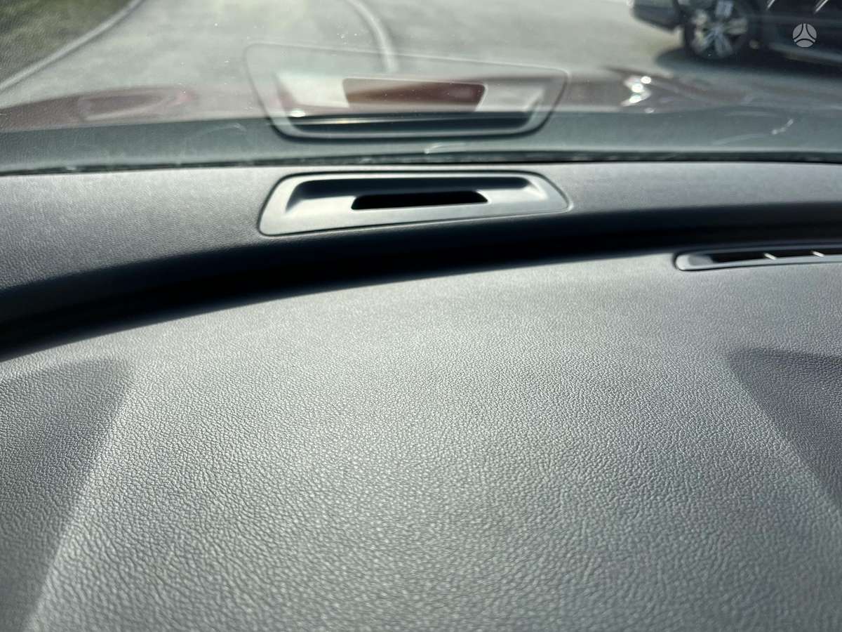 Opel Insignia, 1.6 l., hatchback