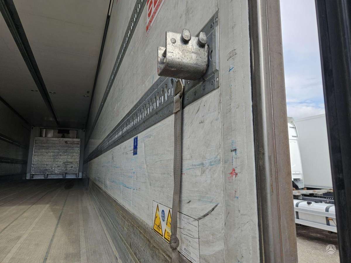 Schmitz SKO 24/L FP45, refrigerated