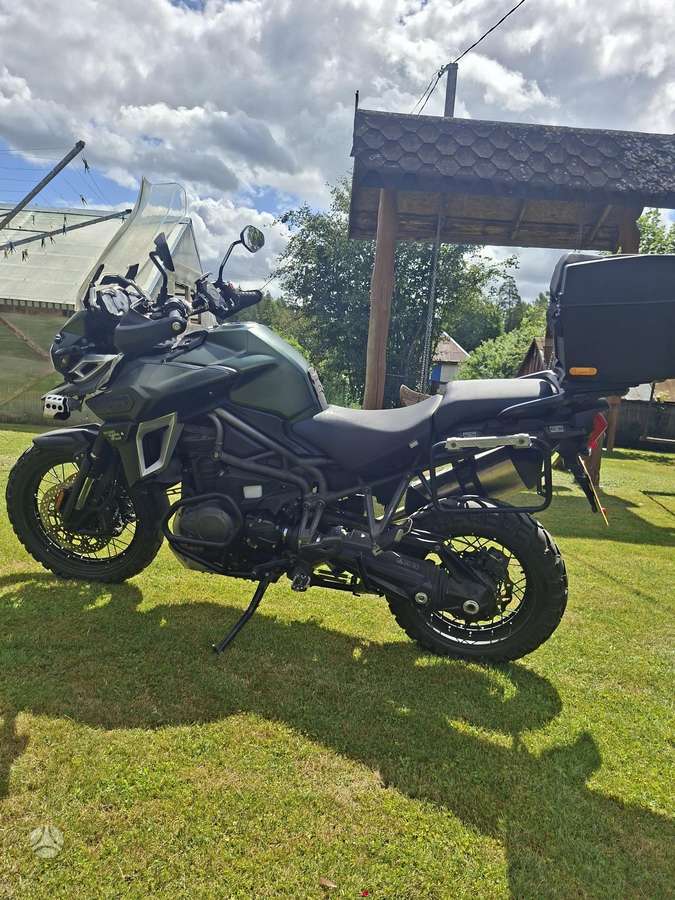 Triumph Tiger, enduro / adventure
