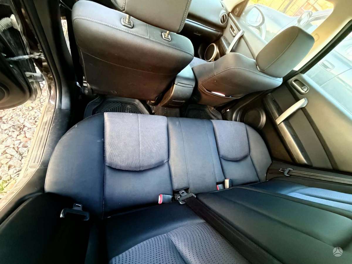 Mazda 6, 2.0 l., hatchback
