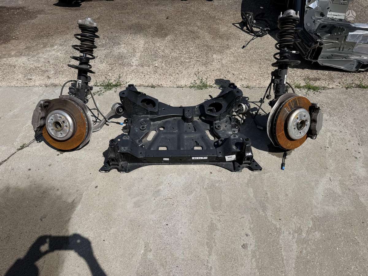 BMW iX3 kėbulo dalys