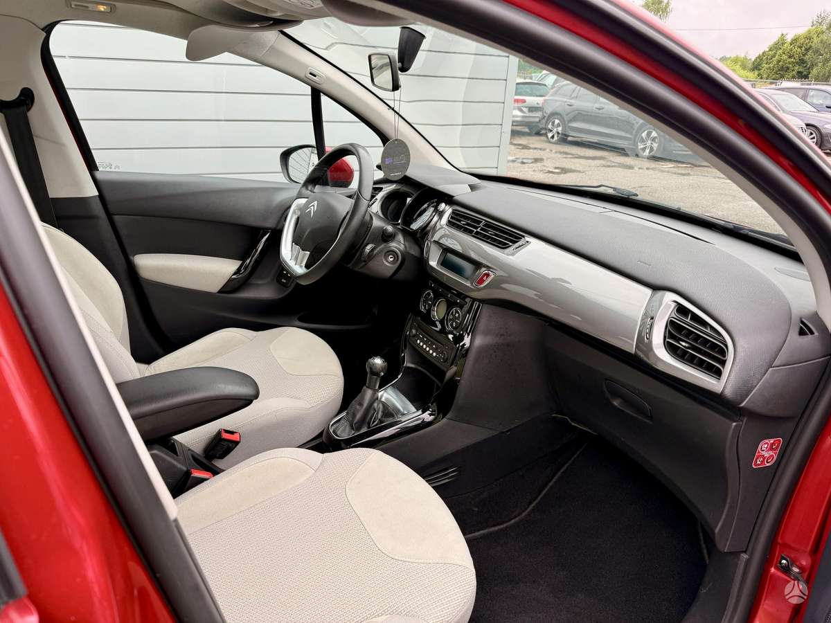 Citroen C3, 1.2 l., Хэтчбек