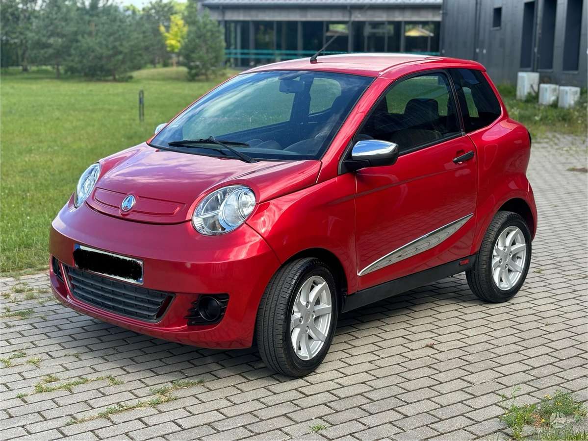 Aixam Miniauto Access, Хэтчбек