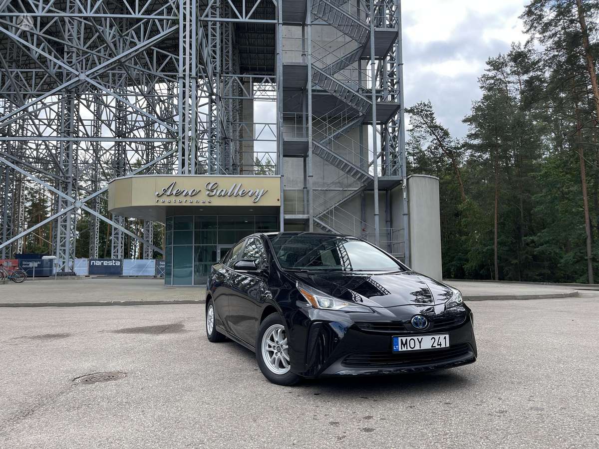 Toyota Prius - 5
