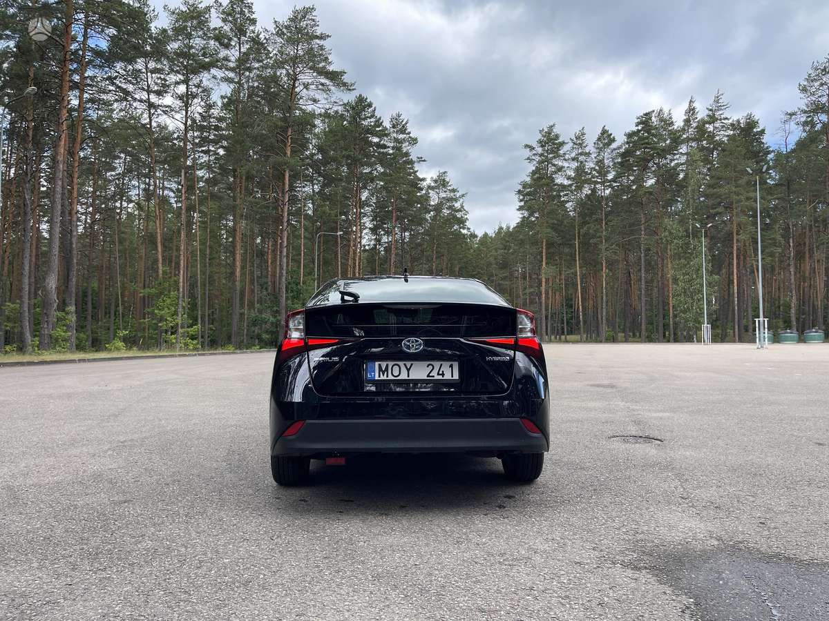 Toyota Prius - 9