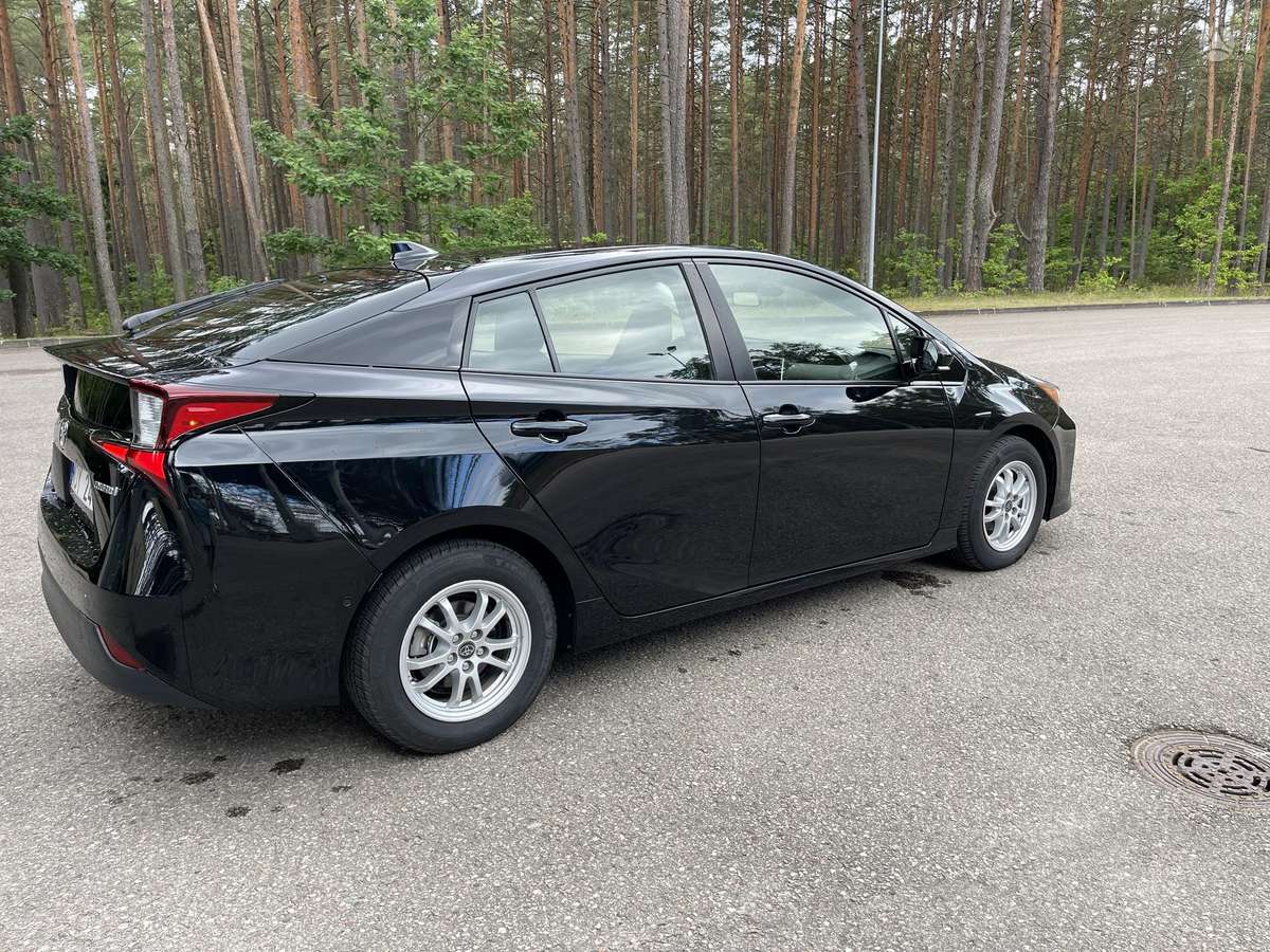 Toyota Prius - 12