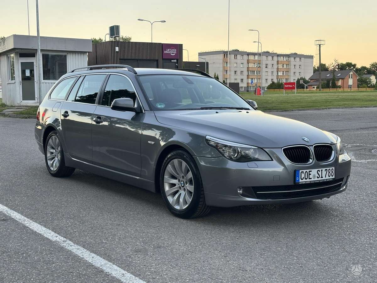BMW 520, 2.0 l., wagon