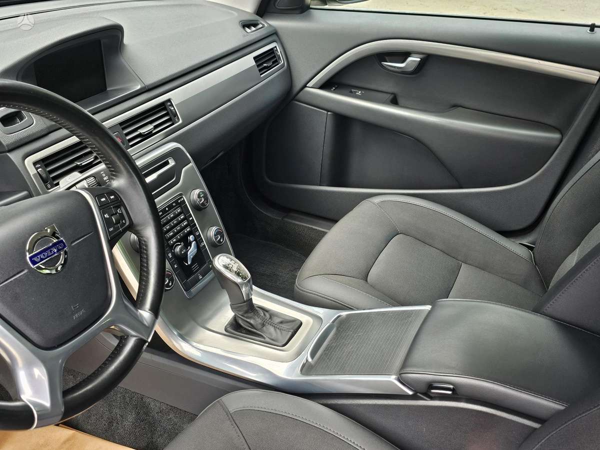 Volvo S80, 2.0 l., Седан