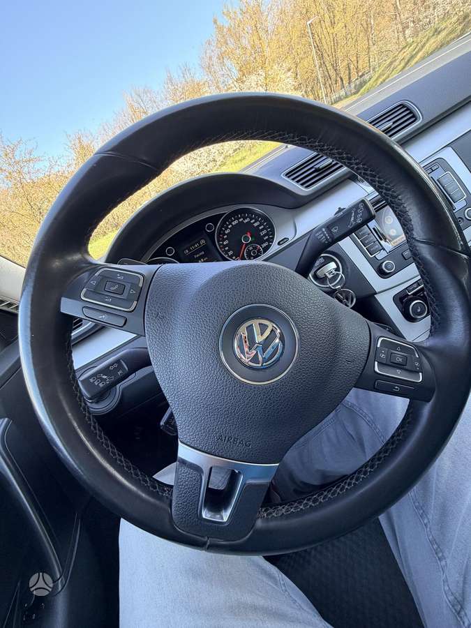 Volkswagen Passat, 2.0 l., Универсал