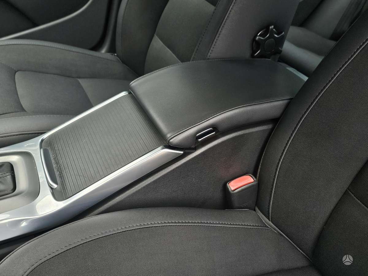 Volvo S80, 2.0 l., Седан