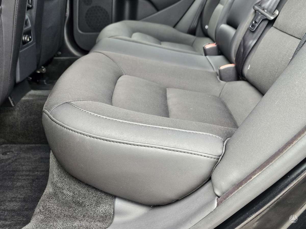 Volvo S80, 2.0 l., Седан