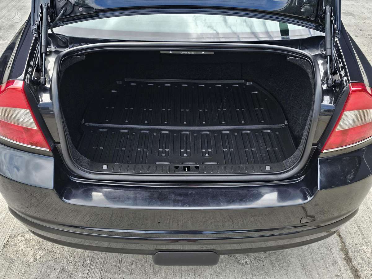Volvo S80, 2.0 l., Седан