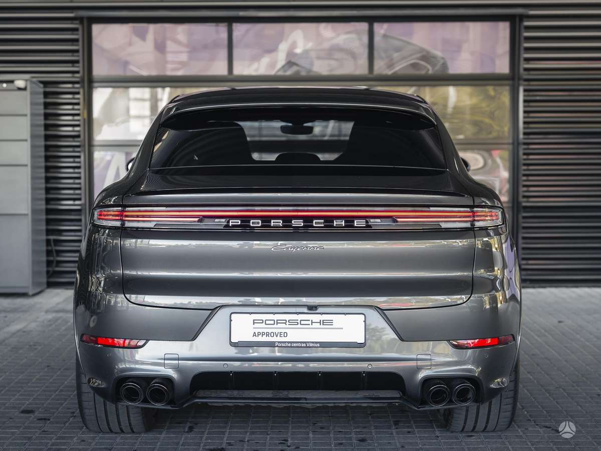 Porsche Cayenne Coupe - 4