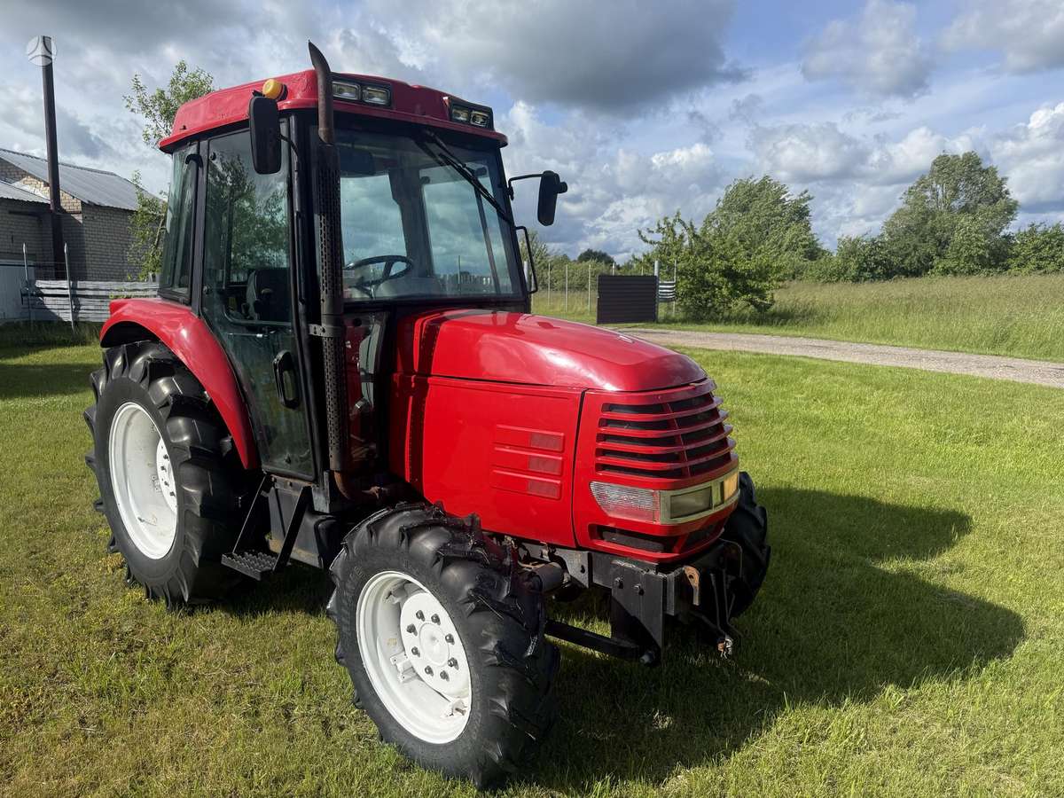 Yanmar EF475, traktoriai