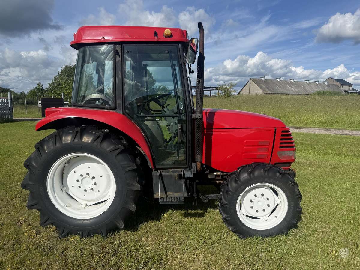 Yanmar EF475, traktori