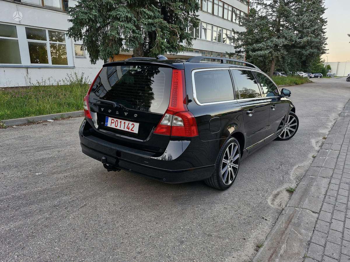 Volvo V70, 2.0 l., Универсал