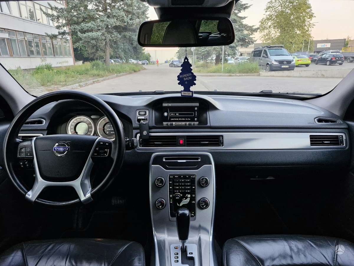 Volvo V70, 2.0 l., Универсал