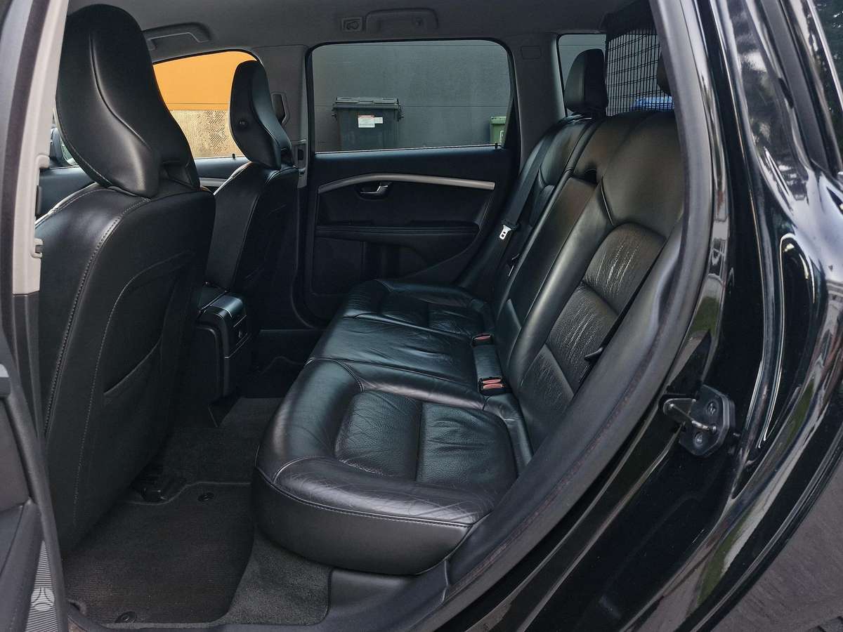 Volvo V70, 2.0 l., Универсал